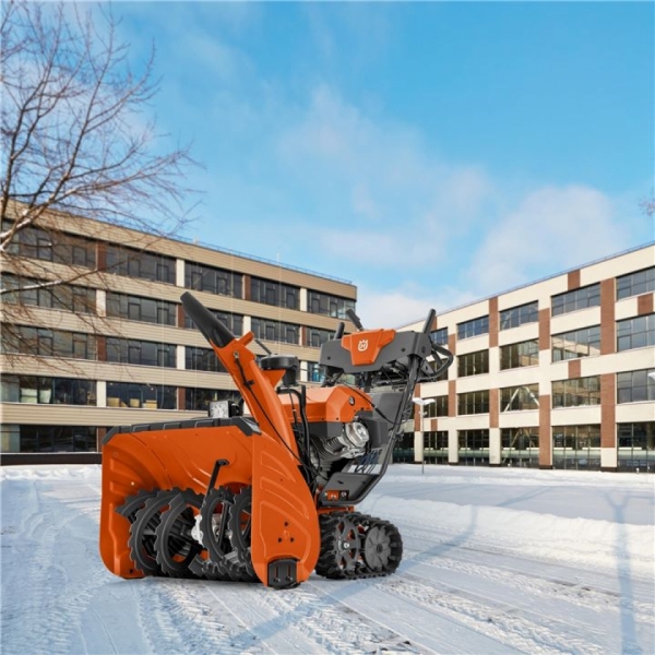 snow-blowers_BH-864673_2020-12-27_220149.jpg - Thumb Gallery Image of Snow Blowers